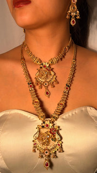 Alara Royal Layered Necklace Set