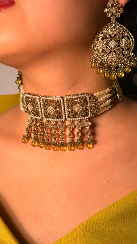 Noor Mahal Handcrafted Heritage Choker Set with Earrings