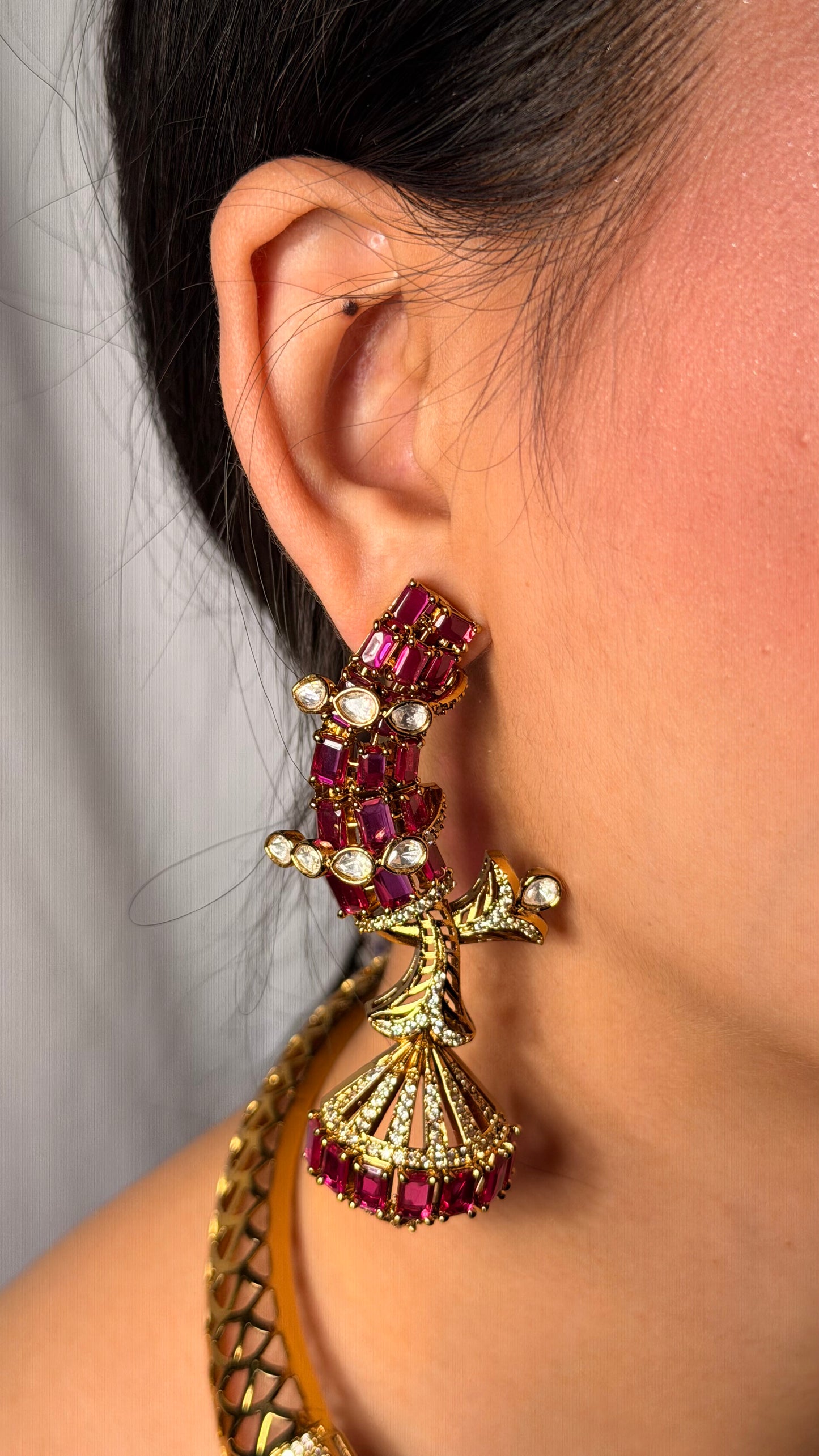 Ruby Kundan Diamonds Designer Hasli Neckpiece With Earrings