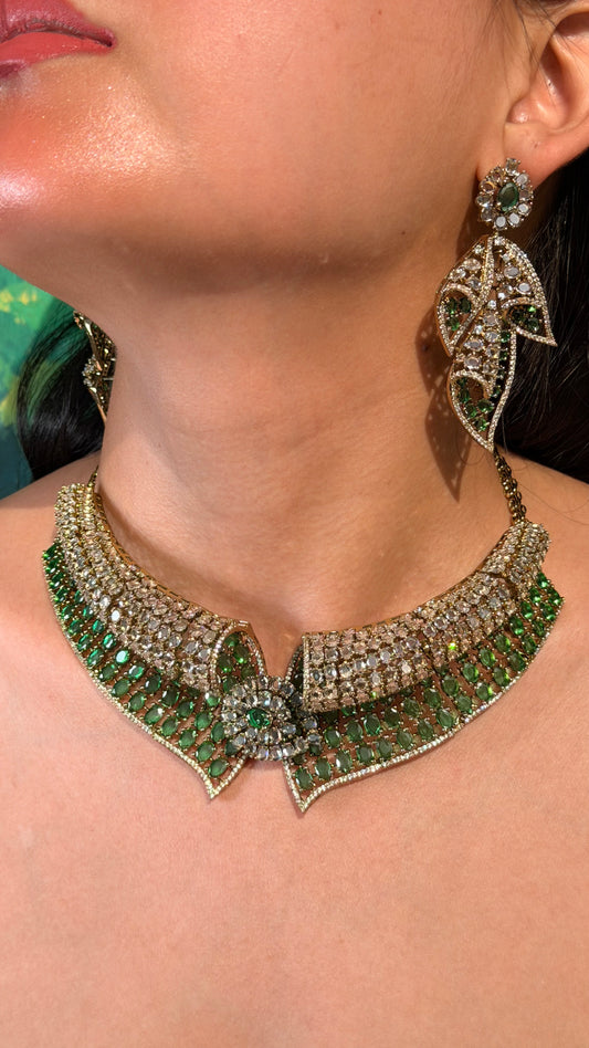Vanya Emerald Royale Necklace Set
