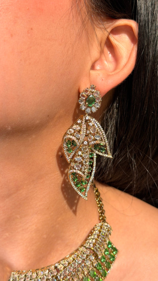 Vanya Emerald Royale Necklace Set