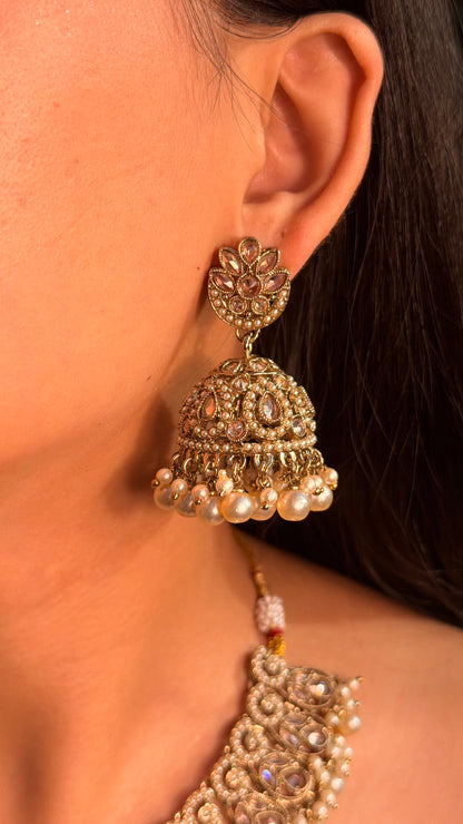 Golden Vine Pearl Necklace Set With Earrings and Mangtikka